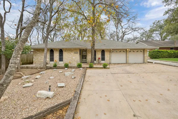 $475,000 | 1815 Parkside Lane, Austin, TX 78745