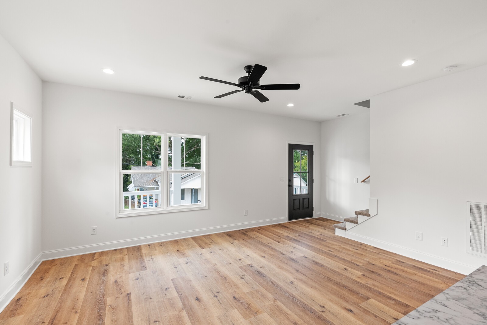 106 North Walnut Street Springfield, TN 37172 - Photo 3 of 14 a view of an empty room with a window