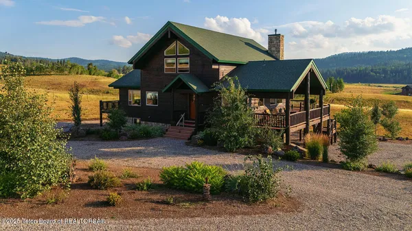 $1,295,000 | 55 South Ridge Road, Smoot, WY 83126