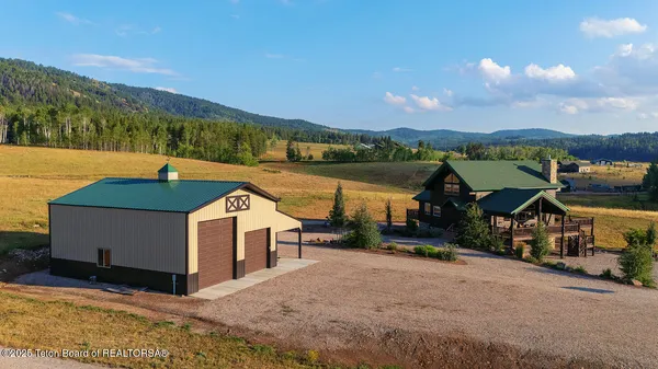 $1,295,000 | 55 South Ridge Road, Smoot, WY 83126