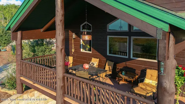 $1,295,000 | 55 South Ridge Road, Smoot, WY 83126