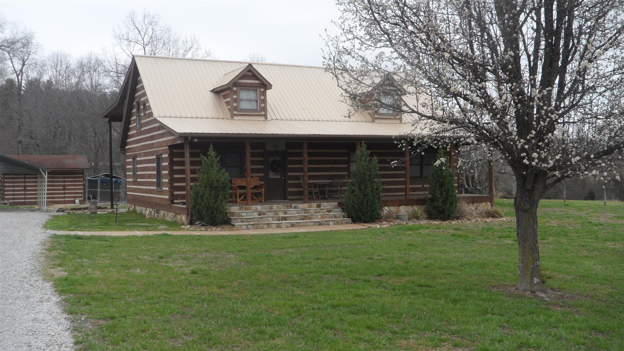 2627 Old Well Road Morrison, TN 37357 - Photo 1 of 25