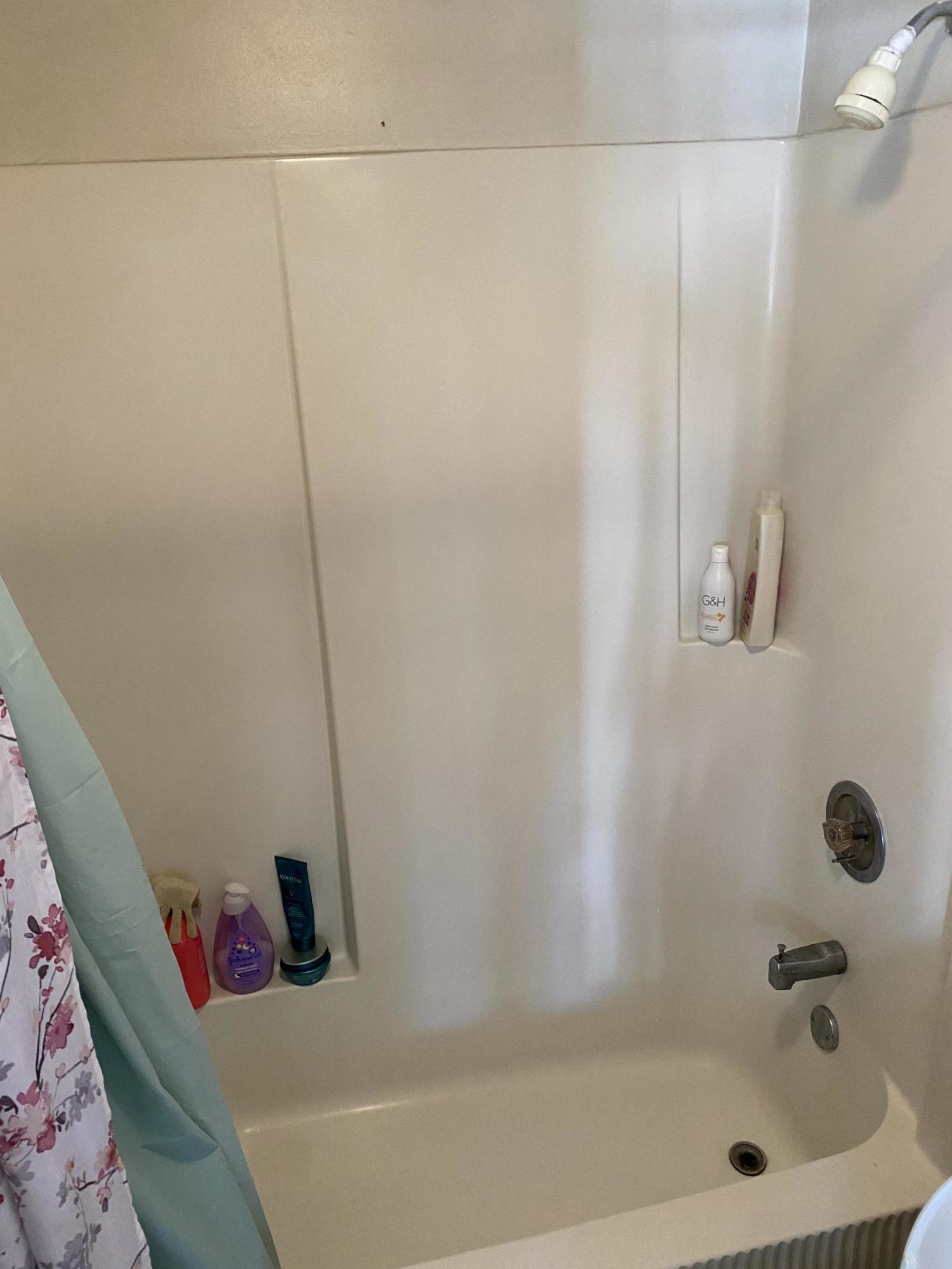 927 Catherine Street Key West, FL 33040 - Photo 24 of 29 a bathroom with a bathtub