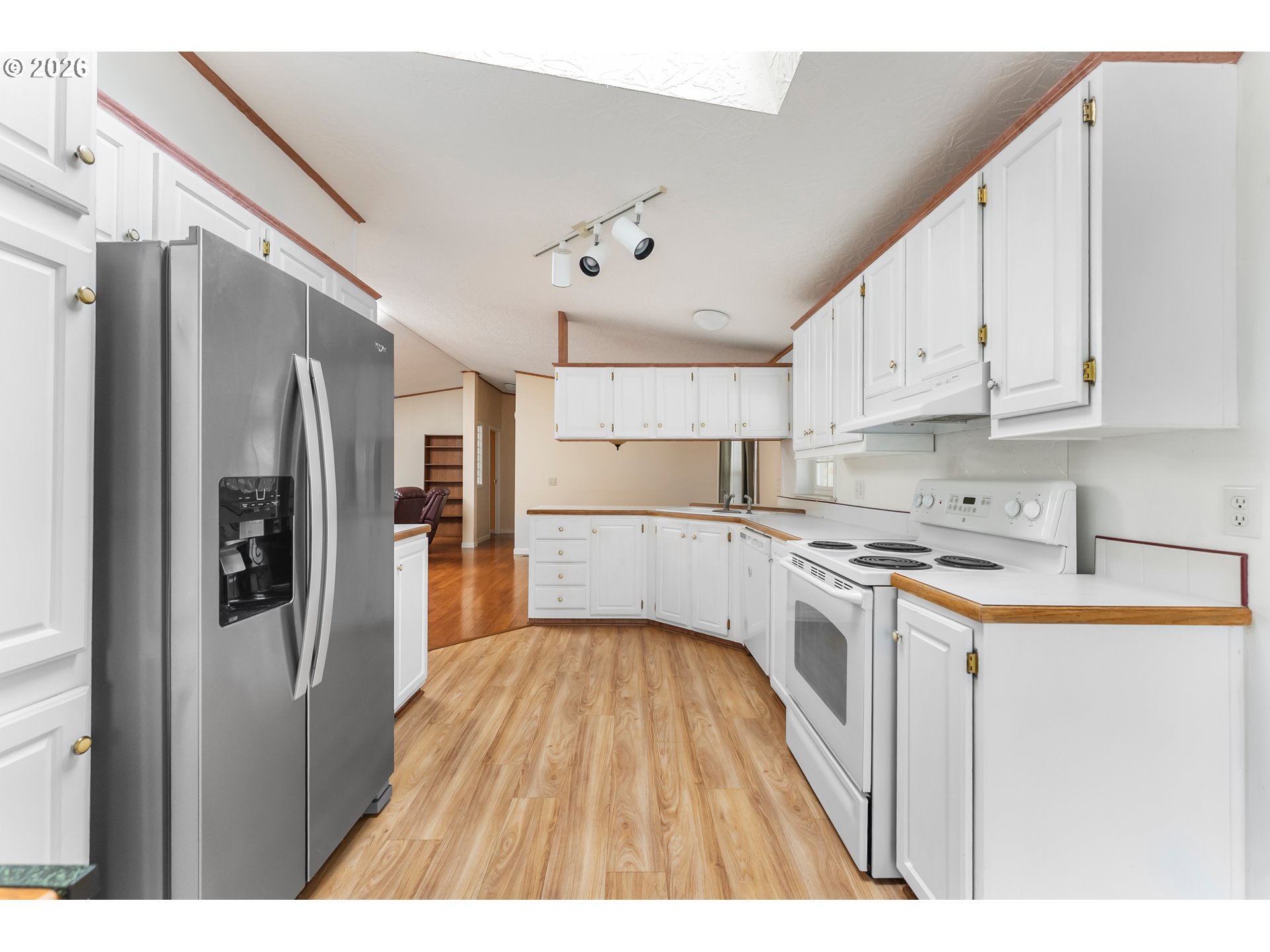 111 West River Ridge Avenue Roseburg, OR 97471 - Photo 12 of 30