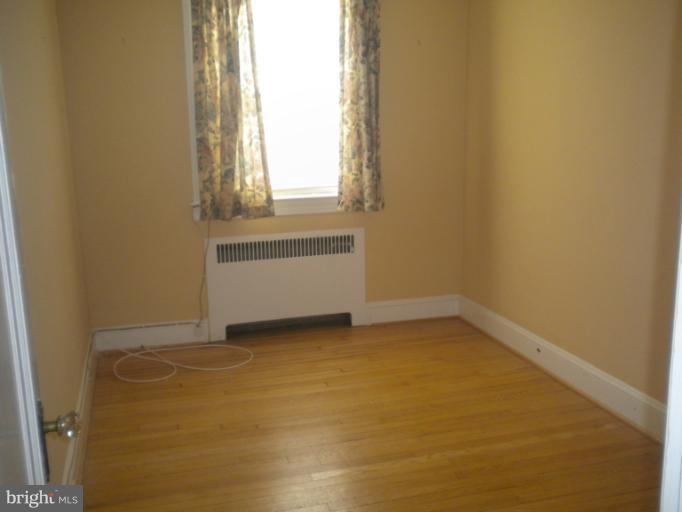 305 Hopkins Road Baltimore, MD 21212 - Photo 19 of 30 a view of a room with window