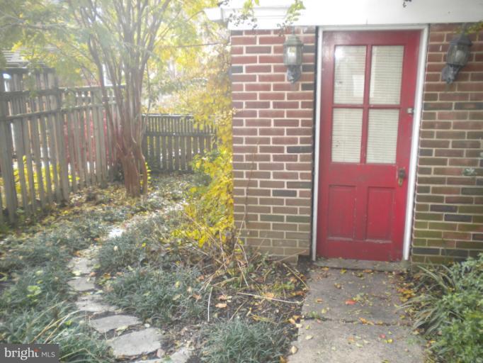 305 Hopkins Road Baltimore, MD 21212 - Photo 4 of 30