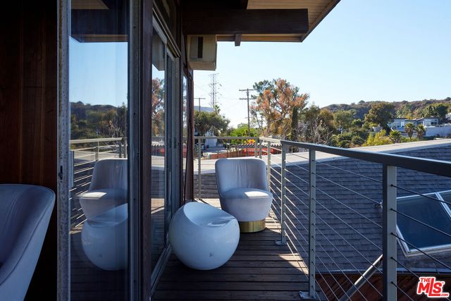 $4,950 | 7225 Pacific View Drive, Los Angeles, CA 90068