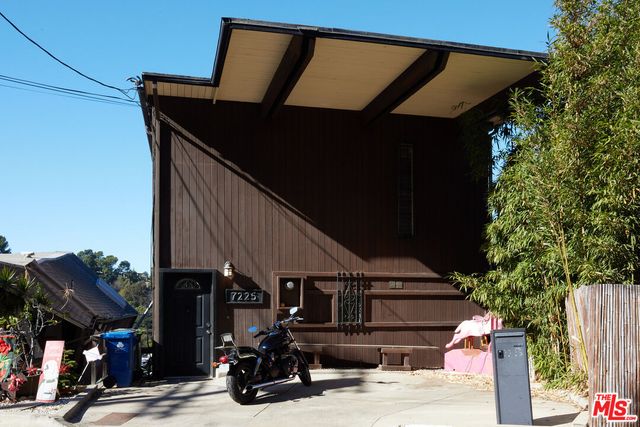 $4,950 | 7225 Pacific View Drive, Los Angeles, CA 90068
