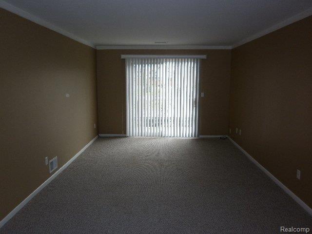 54731 Shelby Road Utica, MI 48316 - Photo 14 of 25 P1000019.JPG
