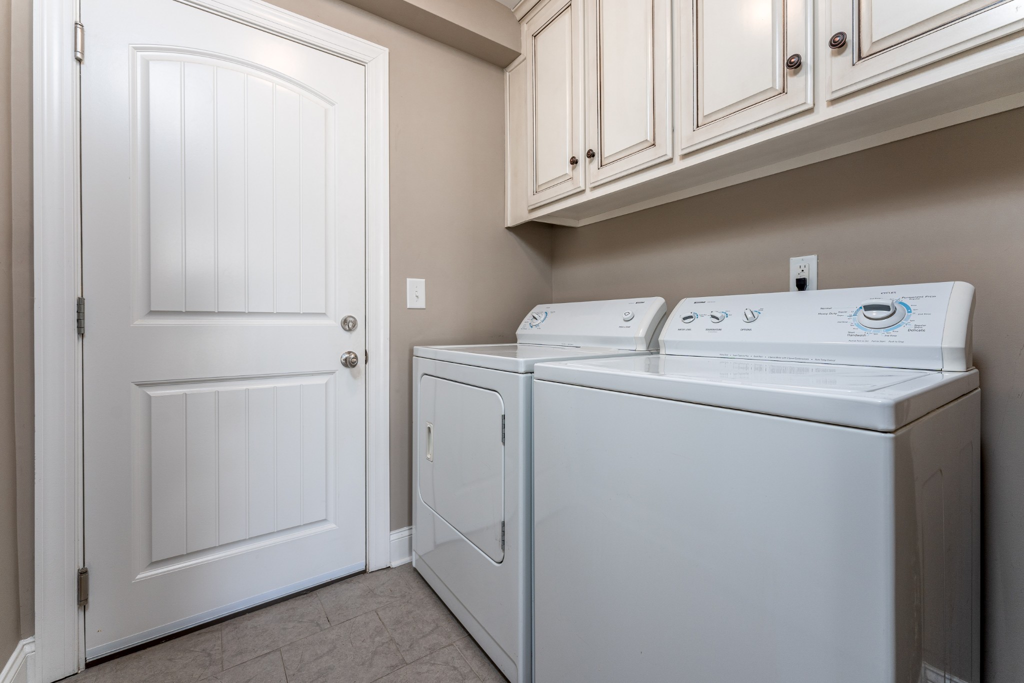 1061 Irish Way Spring Hill, TN 37174 - Photo 16 of 26 a utility room with dryer and washer