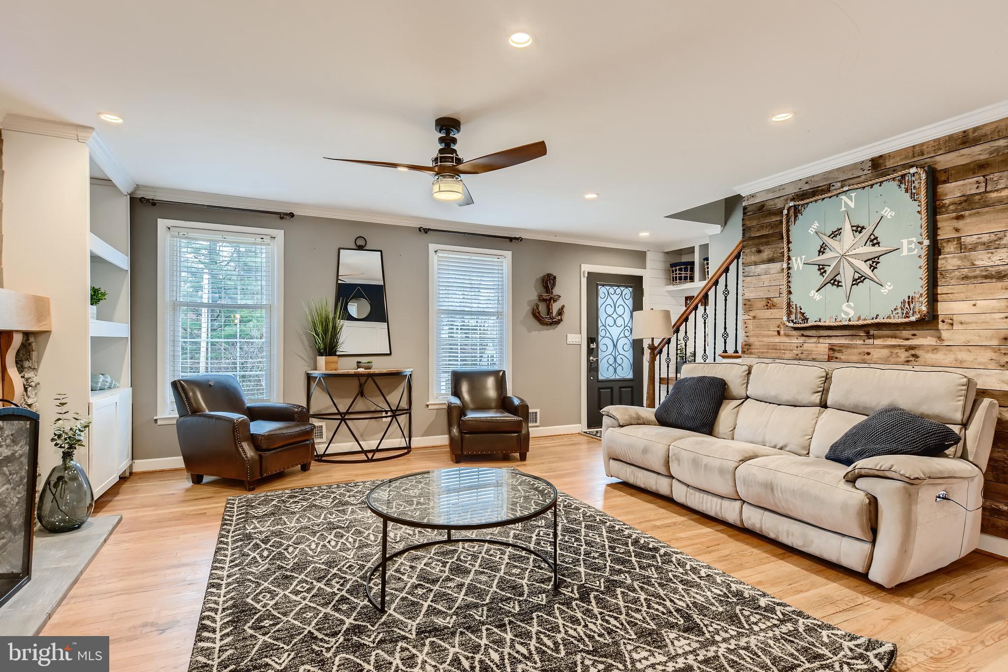 6624 Queens Ferry Road Baltimore, MD 21239 - Photo 11 of 29 Bright & Airy living space