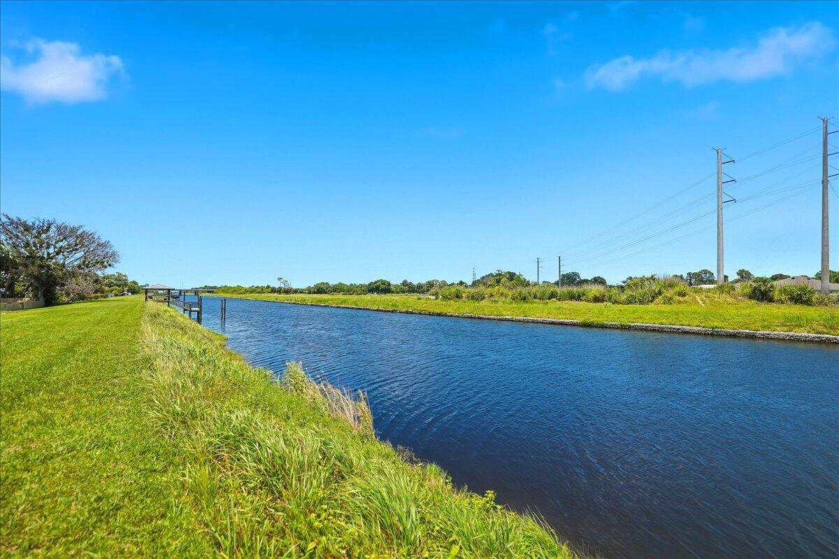 2213 Southwest Salmon Road Port St. Lucie, FL 34953 - Photo 36 of 44 47-DSC3641