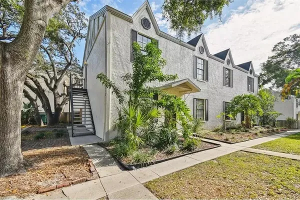 $1,750 | 3810 West Cleveland Street, Unit B, Tampa, FL 33609