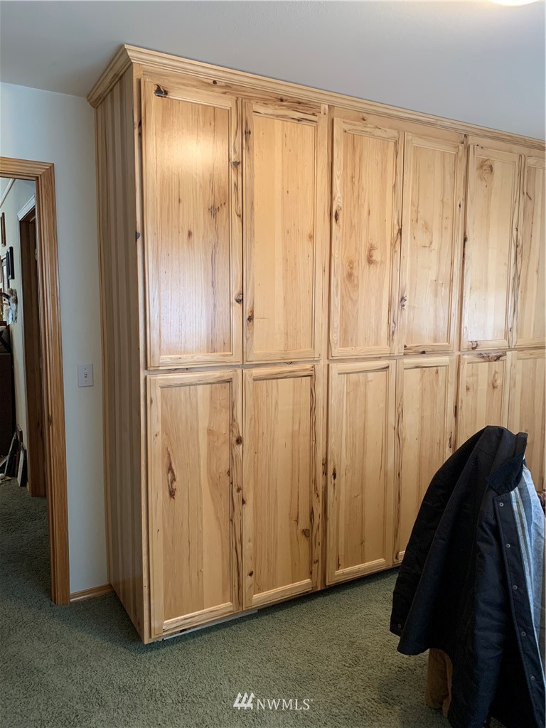 2013 Tucannon Road Pomeroy, WA 99347 - Photo 17 of 28 a view of closet area