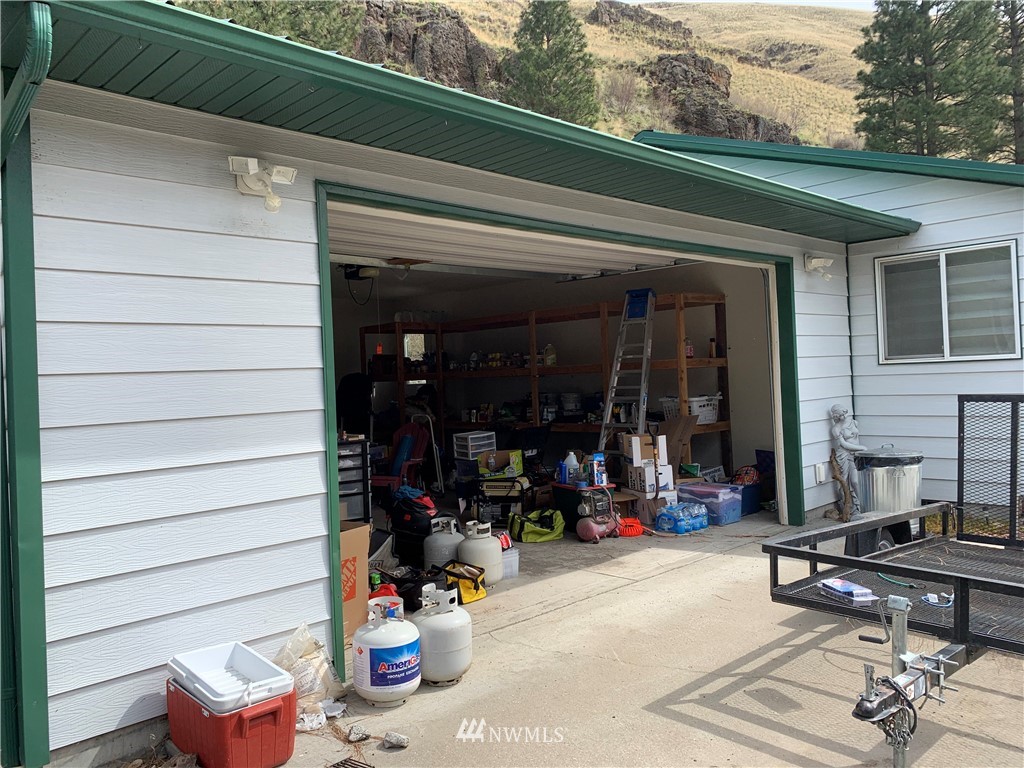 2013 Tucannon Road Pomeroy, WA 99347 - Photo 20 of 28 city view