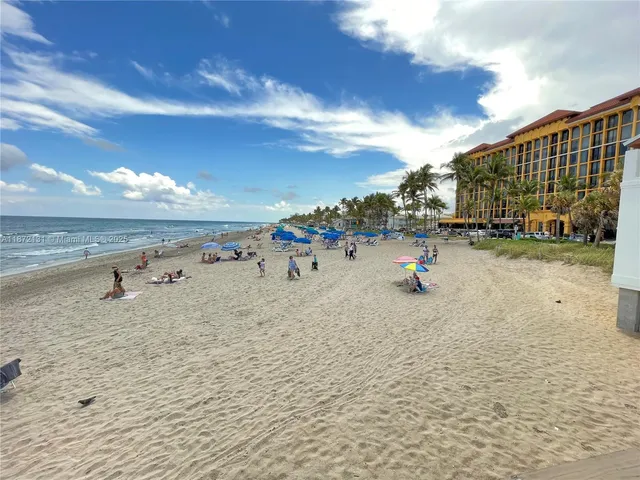 $120,000 | 3033 Berkshire Crescent, Unit 3033, Deerfield Beach, FL 33442