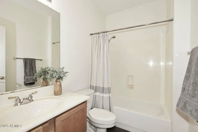 $774,000 | 3267 East Maplewood Street, Gilbert, AZ 85297