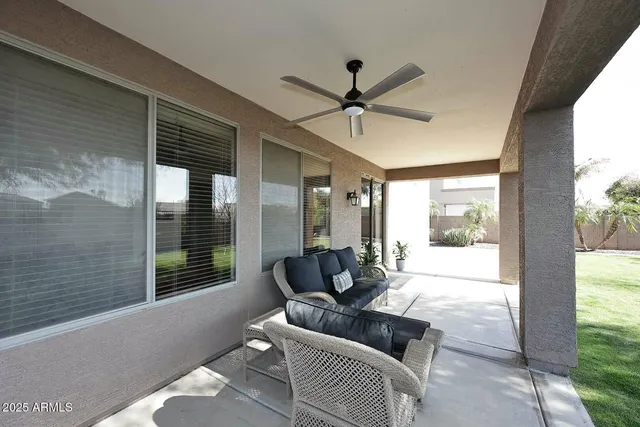$774,000 | 3267 East Maplewood Street, Gilbert, AZ 85297
