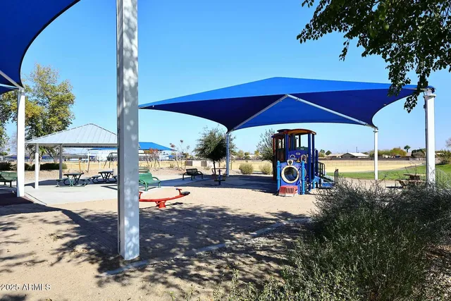 $774,000 | 3267 East Maplewood Street, Gilbert, AZ 85297