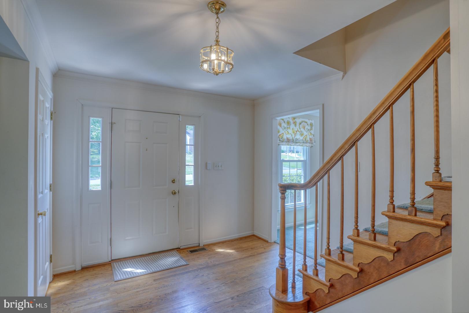 535 Stenning Drive Hockessin, DE 19707 - Photo 2 of 34 Welcome Home!