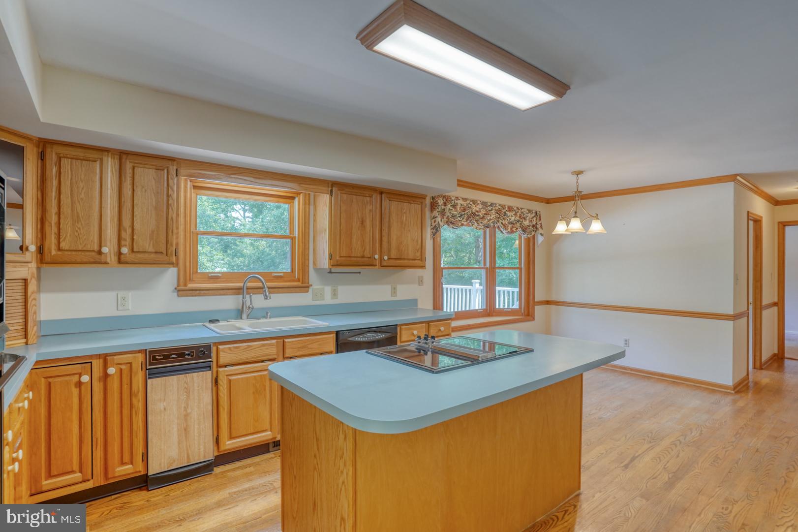 535 Stenning Drive Hockessin, DE 19707 - Photo 7 of 34