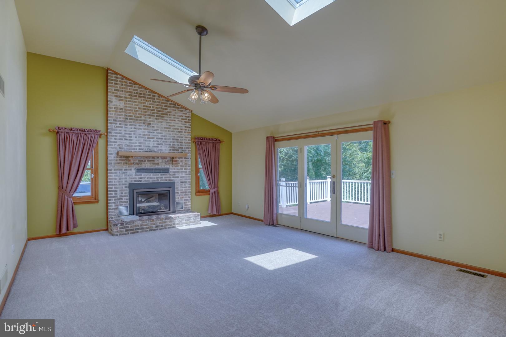 535 Stenning Drive Hockessin, DE 19707 - Photo 9 of 34 Family Room with Gas Fireplace