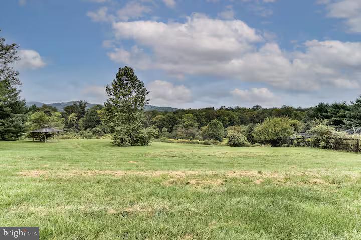 5501 Blue Valley Way Delaplane, VA 20144 - Photo 10 of 11