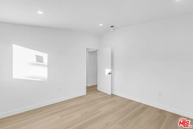 $2,395 | 5413 Troost Avenue, Valley Village, CA 91601