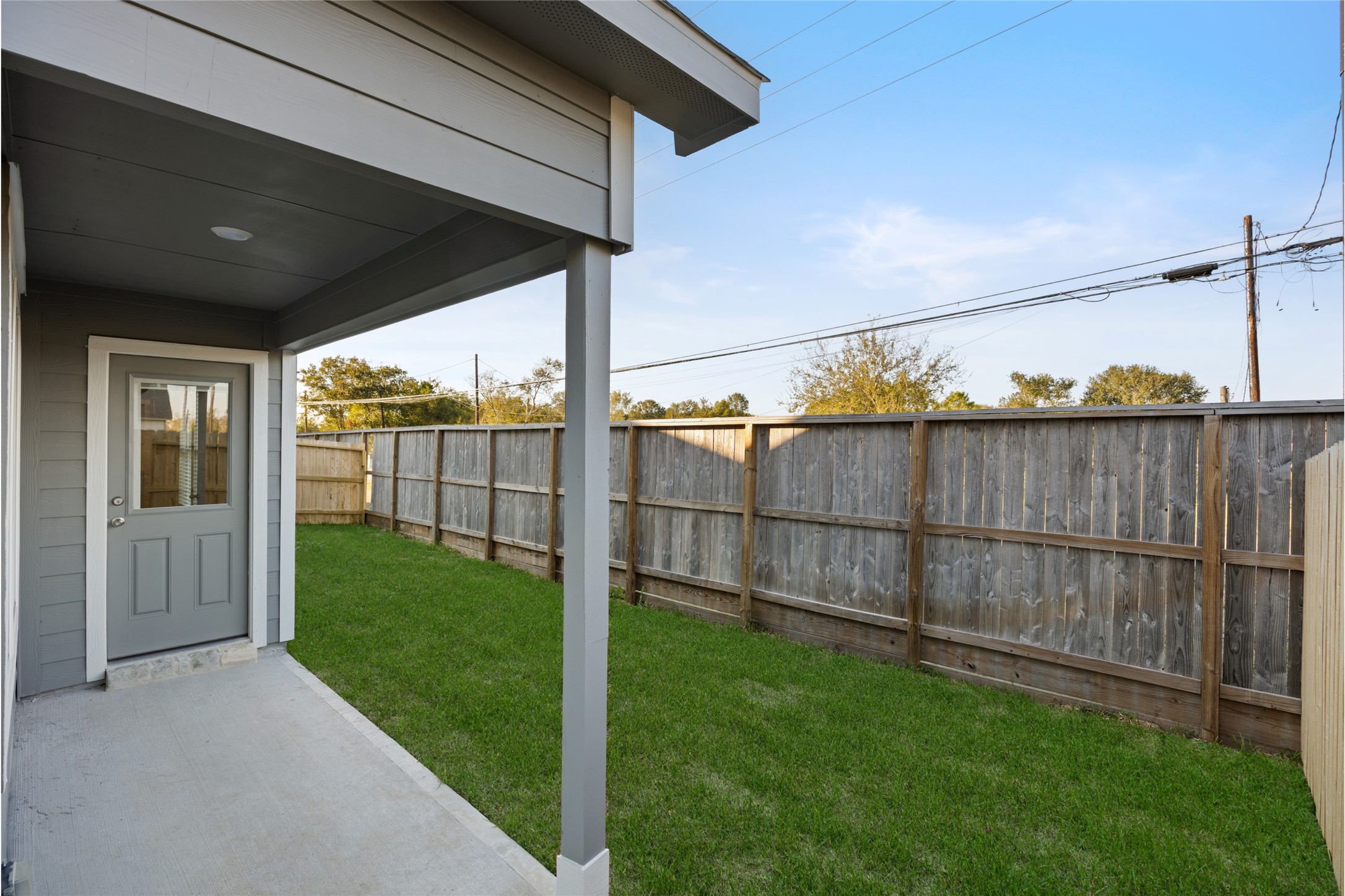 1123 Santee Court Rosharon, TX 77583 - Photo 29 of 30 a view of a backyard with wooden fence