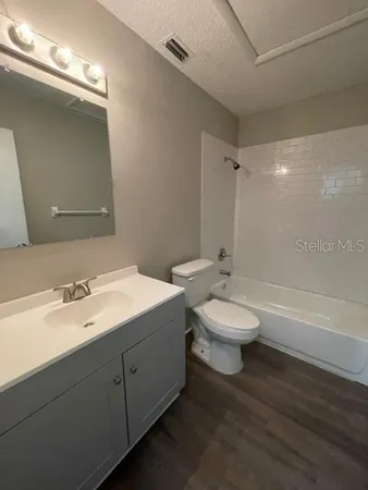 $1,300 | 2415 Idlewild Street, Lakeland, FL 33801