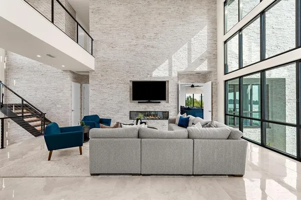 $5,950,000 | 402 Hillsborough Street, Palm Harbor, FL 34683