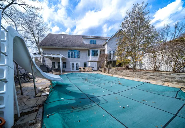 $545,000 | 20338 Cedarview Court, Lawrenceburg, IN 47025