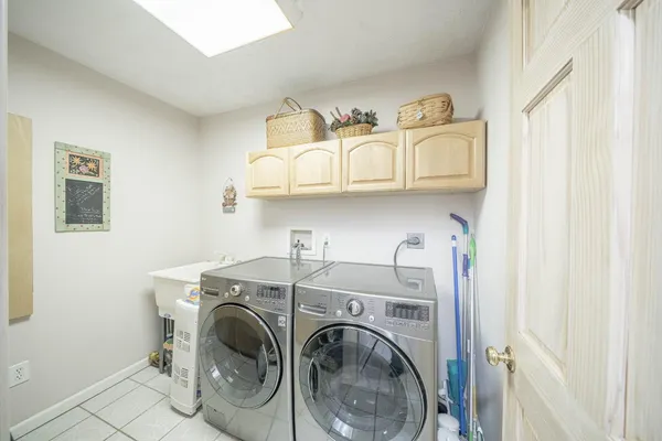 $545,000 | 20338 Cedarview Court, Lawrenceburg, IN 47025