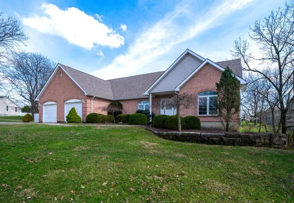$545,000 | 20338 Cedarview Court, Lawrenceburg, IN 47025