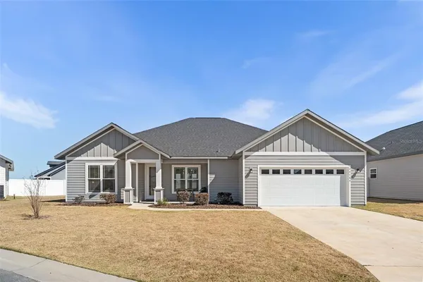 $3,100 | 24784 Southwest 21st Circle, Newberry, FL 32669