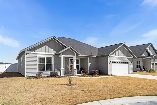 $3,100 | 24784 Southwest 21st Circle, Newberry, FL 32669