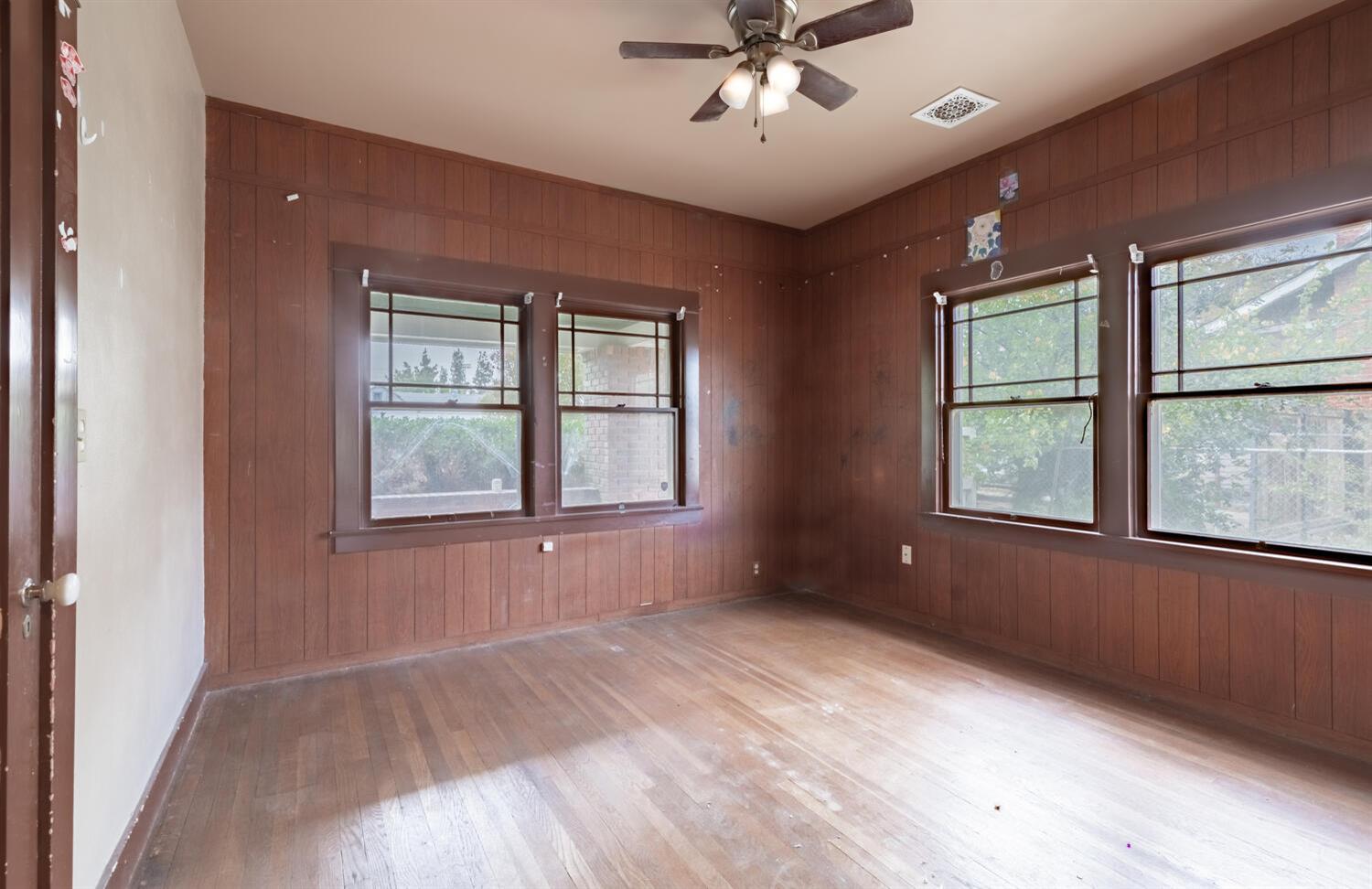 516 North Acacia Avenue Reedley, CA 93654 - Photo 12 of 19 Gallery Image 12