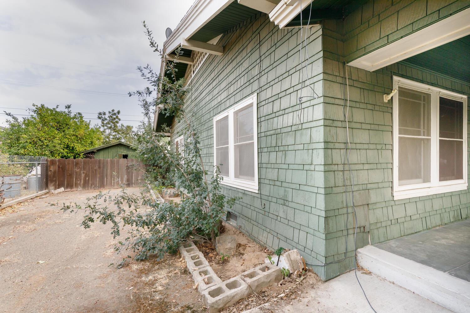 516 North Acacia Avenue Reedley, CA 93654 - Photo 18 of 19 Gallery Image 18