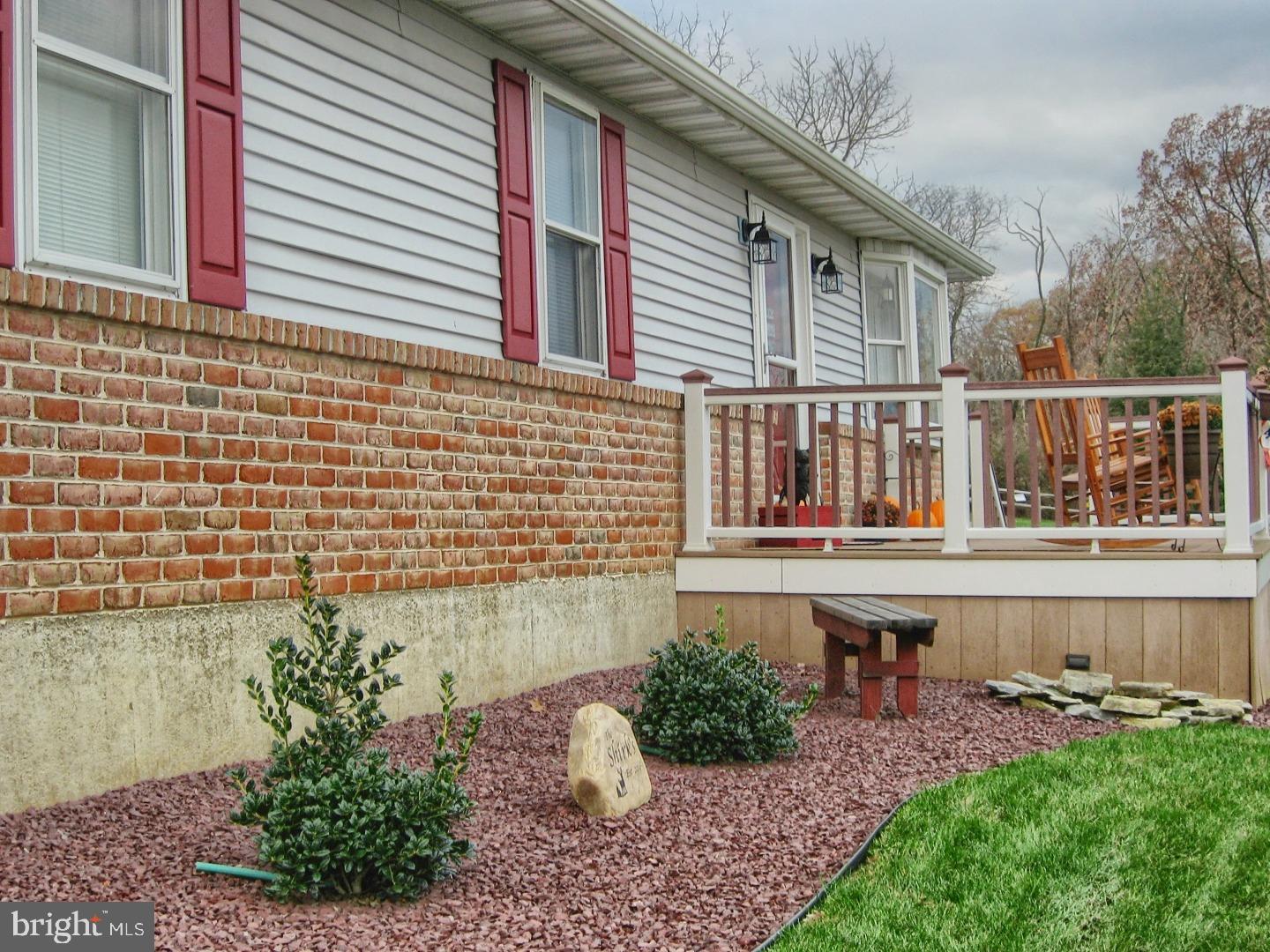 202 Deck Road Womelsdorf, PA 19567 - Photo 2 of 25 Gallery Image 2