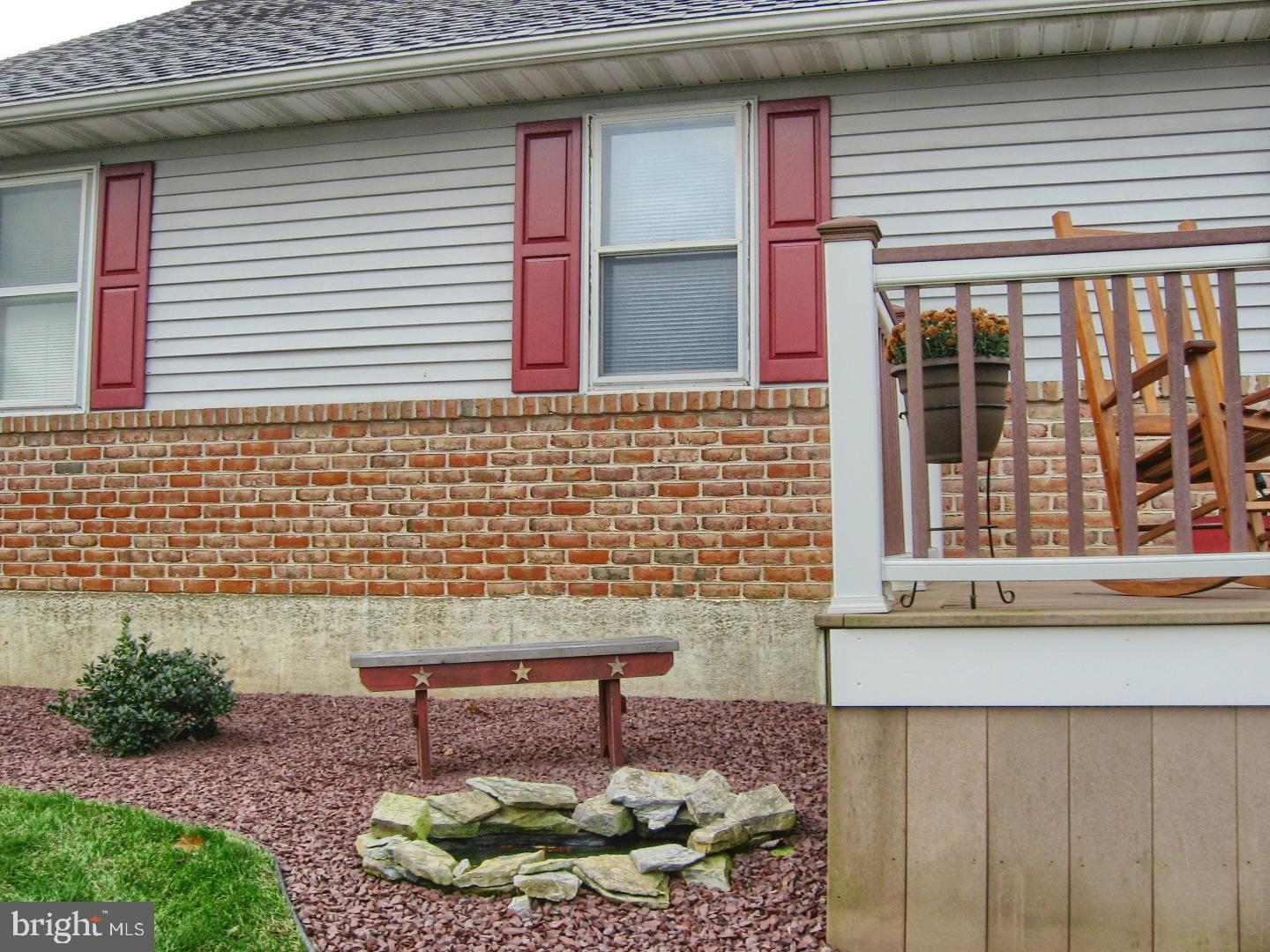 202 Deck Road Womelsdorf, PA 19567 - Photo 3 of 25 Gallery Image 3