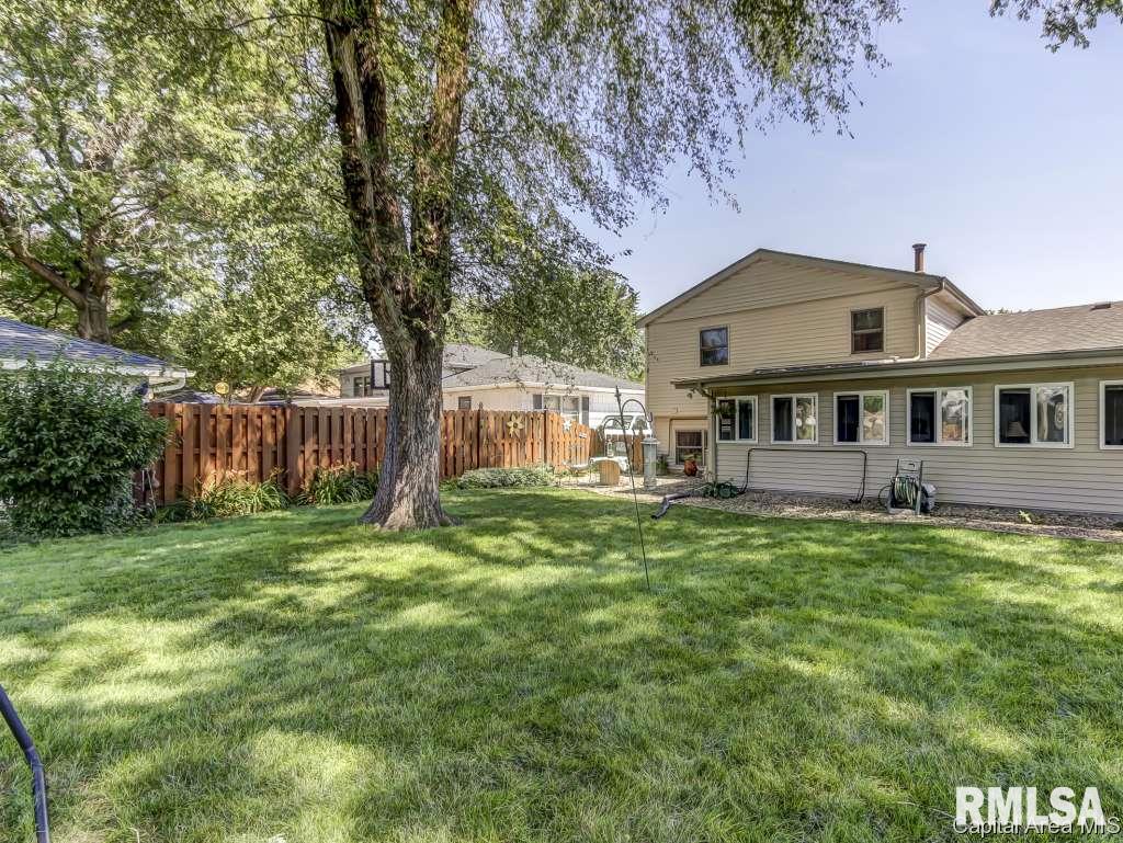 107 Radcliff Road Springfield, IL 62703 - Photo 27 of 36