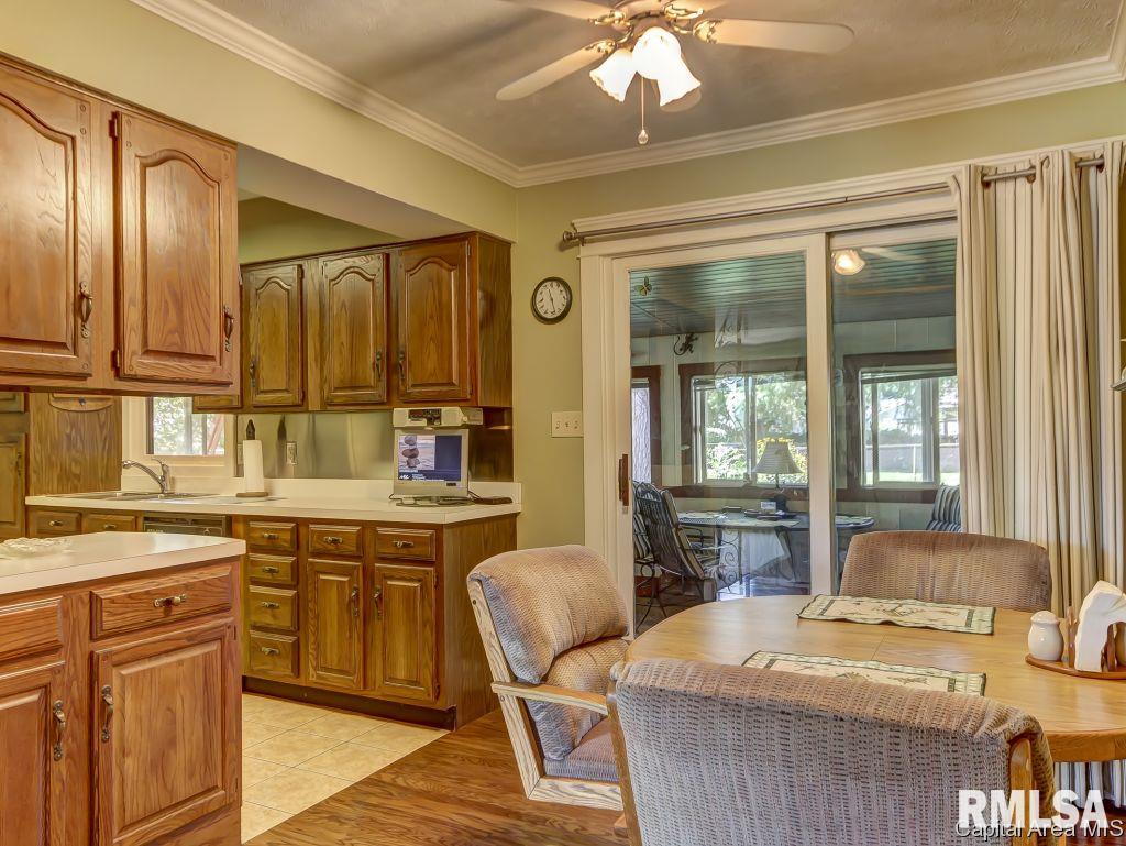 107 Radcliff Road Springfield, IL 62703 - Photo 10 of 36
