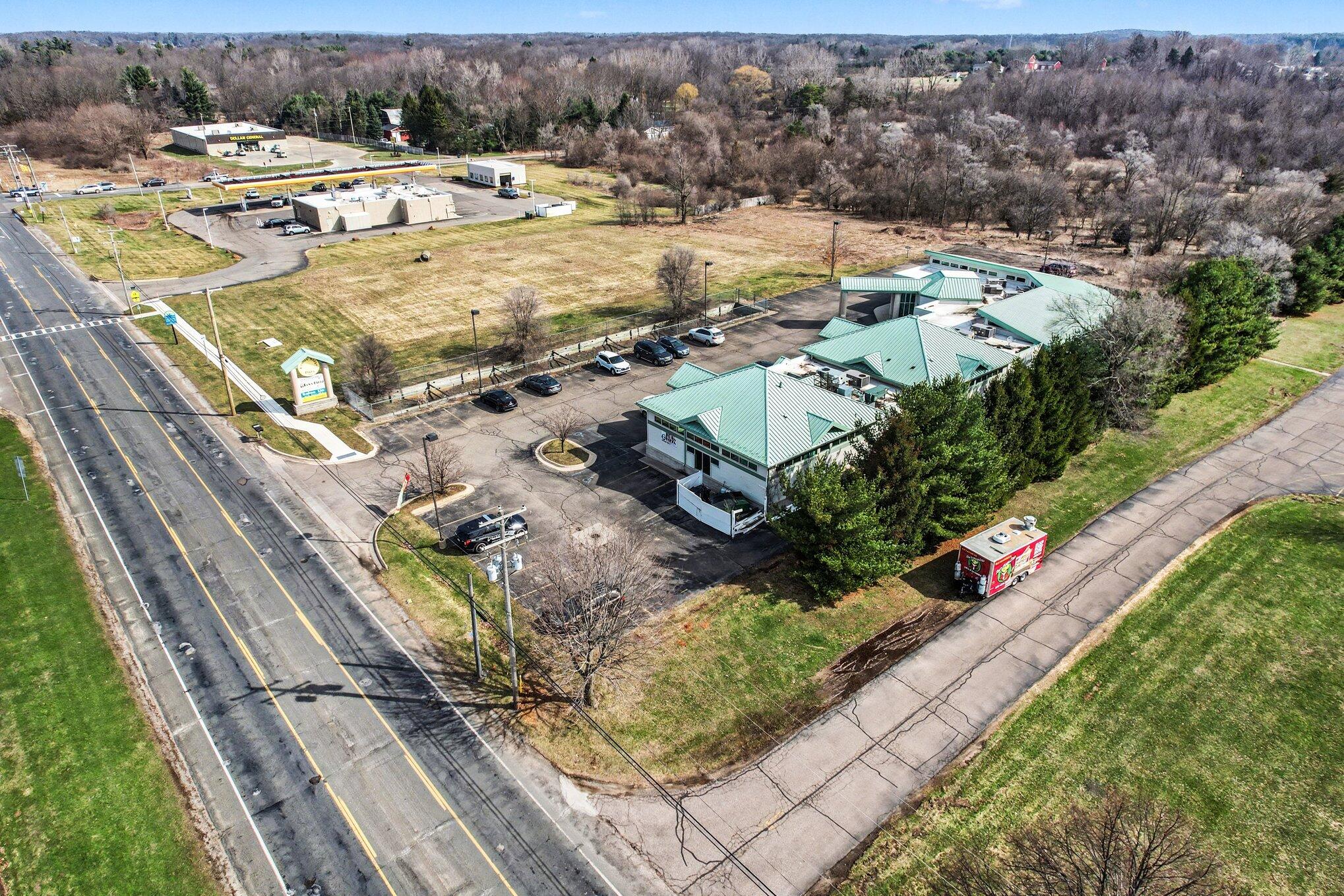 12918 Beadle Lake Road Battle Creek, MI 49014 - Photo 7 of 8 036_file_7159