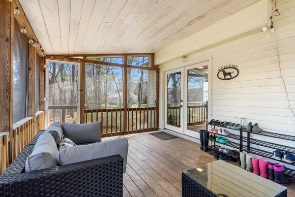 $699,900 | 11 Fairway Drive, Amherst, NH 03031