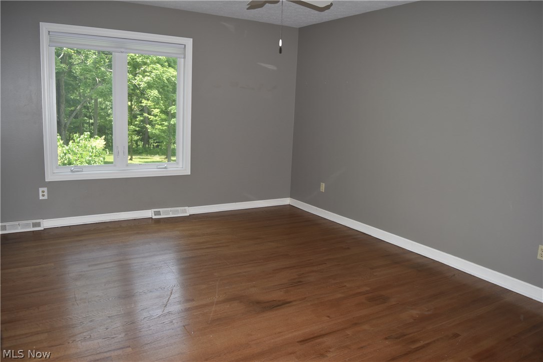 11230 Mayfield Road Chardon, OH 44024 - Photo 24 of 34 Gallery Image 24
