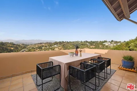 $1,795,000 | 1521 Randall Court, Los Angeles, CA 90065