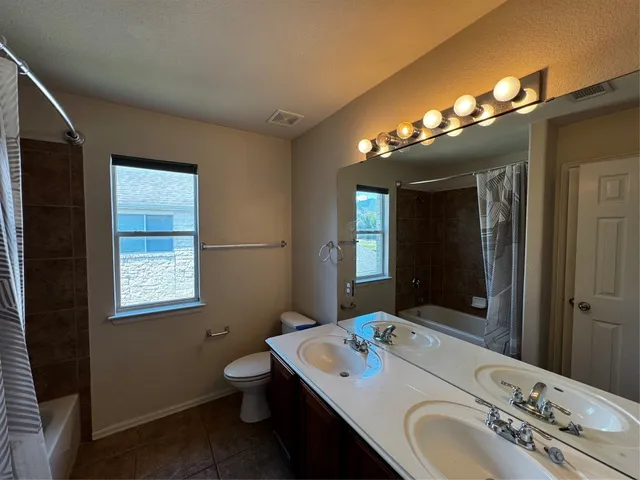 $3,100 | 301 Winecup Way, Austin, TX 78737