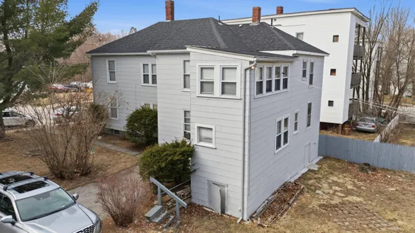 $450,000 | 104 South Main Street, Auburn, ME 04210