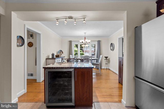 $1,215,000 | 1053 26th Street South, Arlington, VA 22202