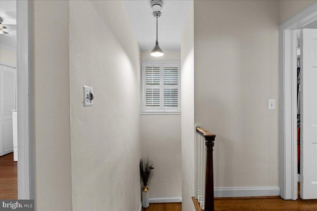 $1,215,000 | 1053 26th Street South, Arlington, VA 22202